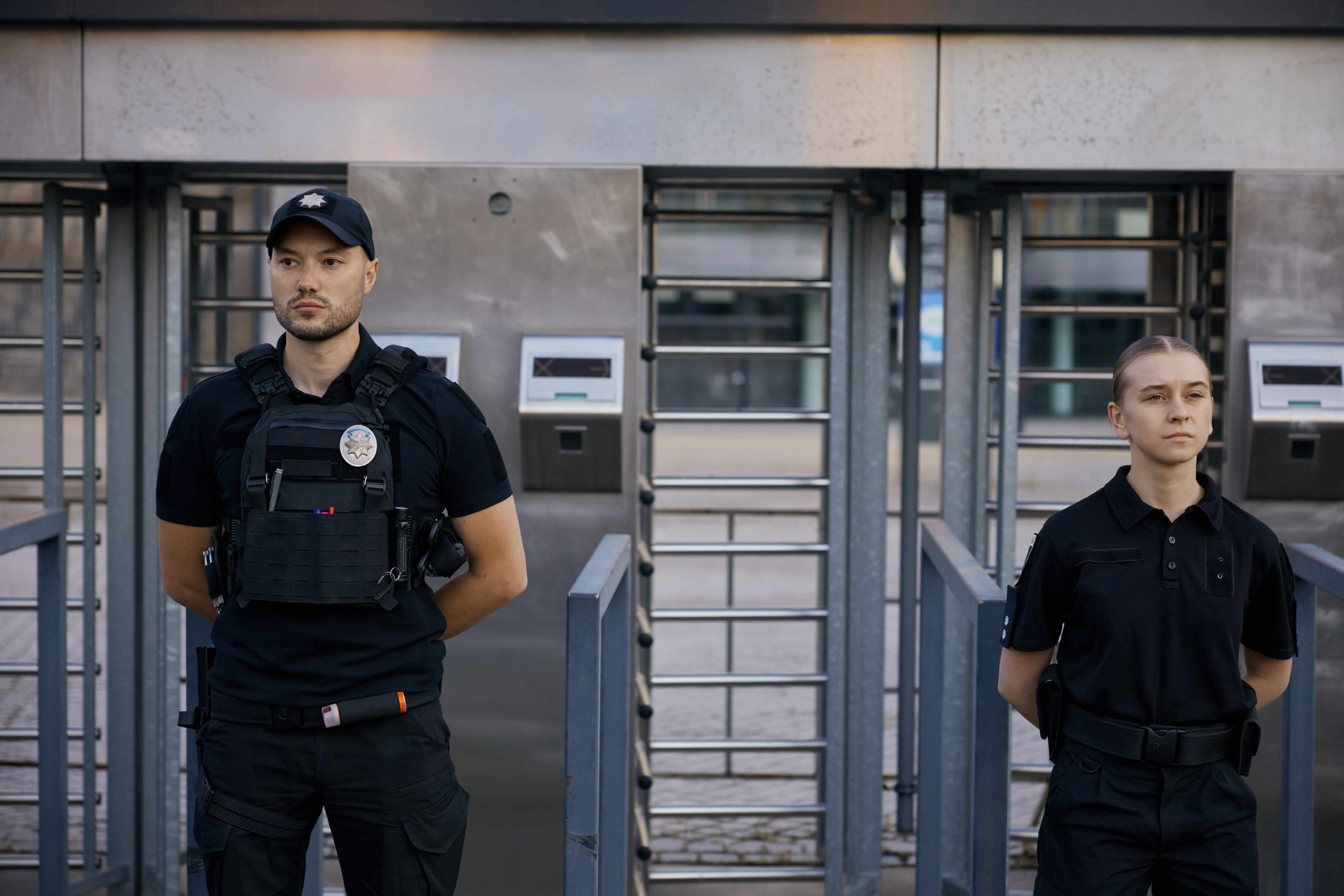 diverse-police-officers-patrolling